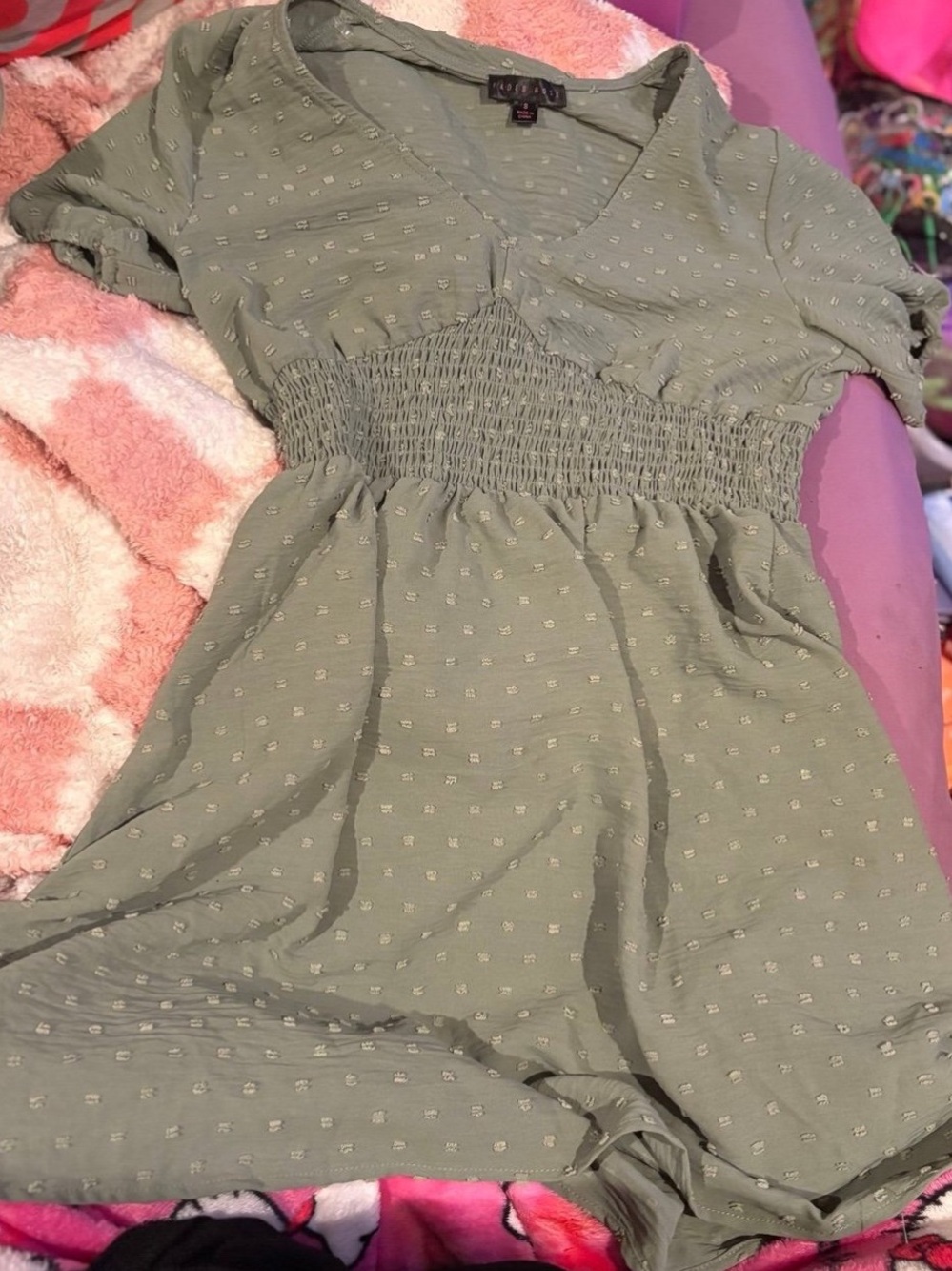 Olive Geeen Above The Knee Flowy Sun Dress Size Small